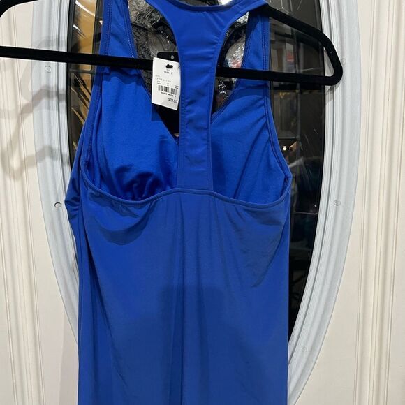 V Neck racerback Tankini top - Picture 4 of 4